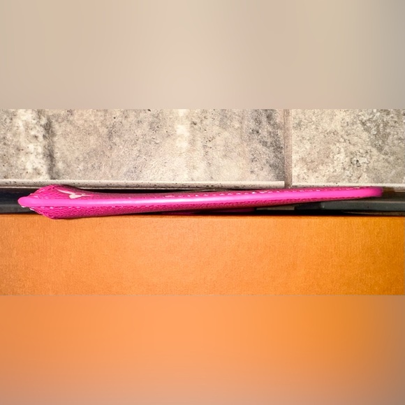 Louis Vuitton Spring in the City Neverfull Wristlet Pouch - Picture 11 of 16